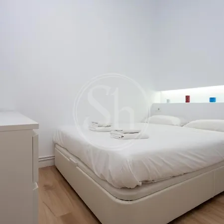 Apartment Modern Flat Near Sagrada Familia