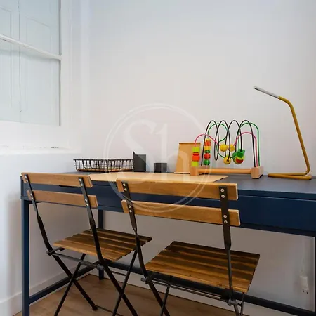 Modern Flat Near Sagrada Familia Apartment *