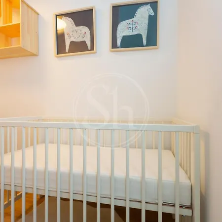 Modern Flat Near Sagrada Familia アパート