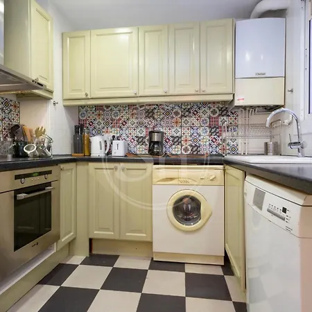 Modern Flat Near Sagrada Familia Appartement *