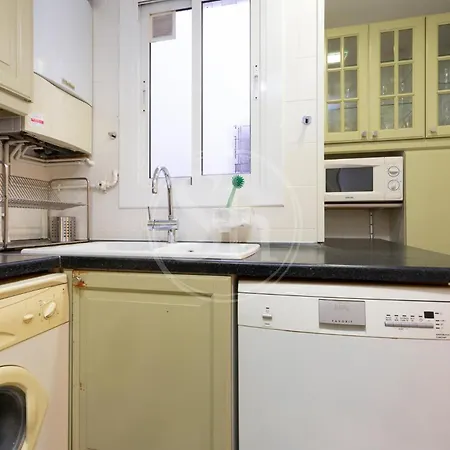 Modern Flat Near Sagrada Familia Barcelona